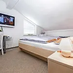 In With Air Conditioning, Wi-fi 3*