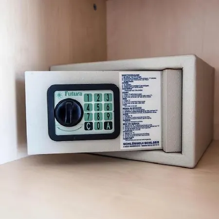 In With Air Conditioning, Wi-fi בית הארחה